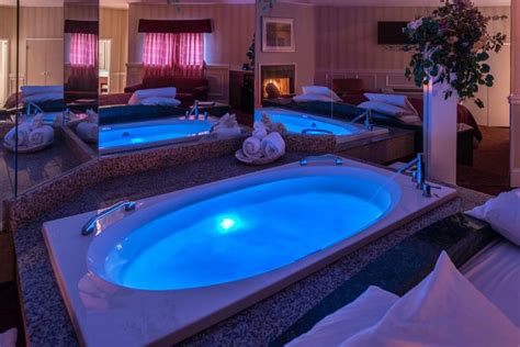 hot tub in suite